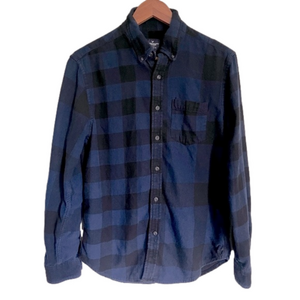 American Eagle Button Down Flannel Black & Blue Plaid Men’s Shirt Size M